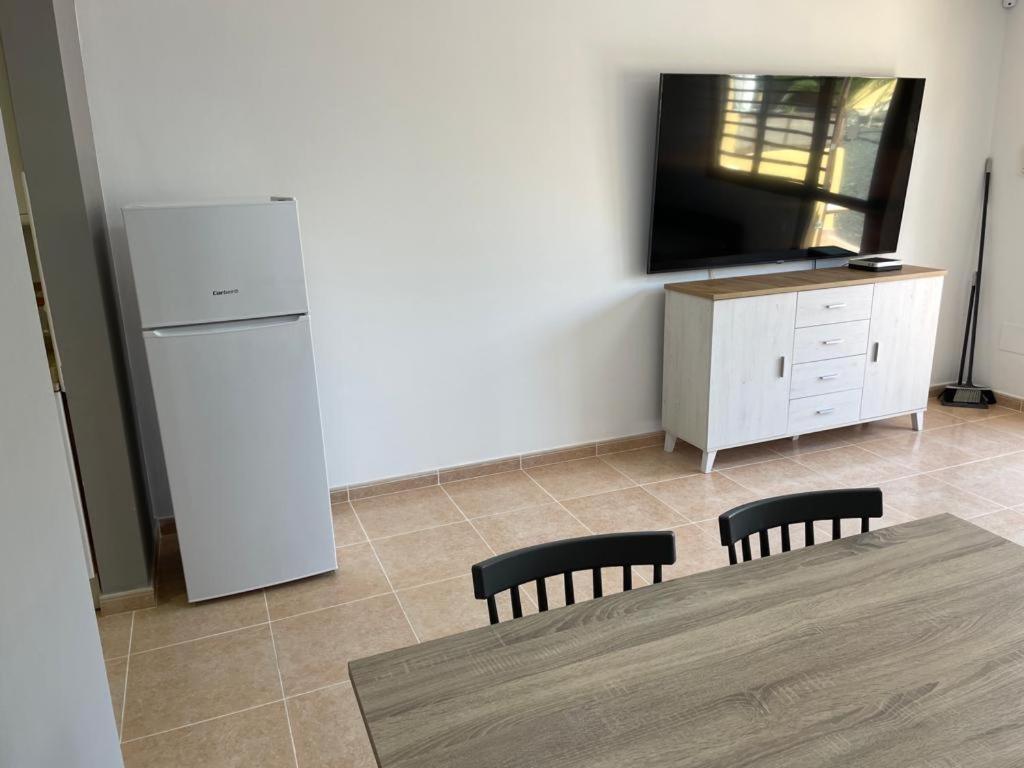Casa Mari Y Jose Con Grandes Piscinas Y Wifi Gratis Apartment คอร์ราเลโฮ ภายนอก รูปภาพ
