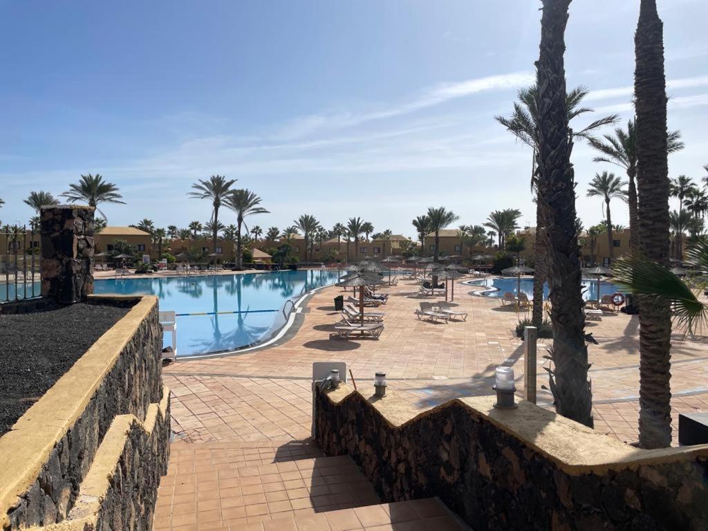 Casa Mari Y Jose Con Grandes Piscinas Y Wifi Gratis Apartment คอร์ราเลโฮ ภายนอก รูปภาพ