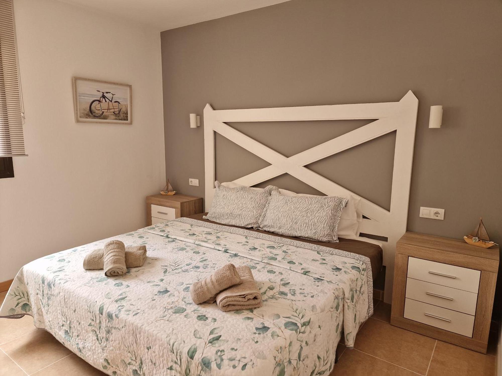 Casa Mari Y Jose Con Grandes Piscinas Y Wifi Gratis Apartment คอร์ราเลโฮ ภายนอก รูปภาพ