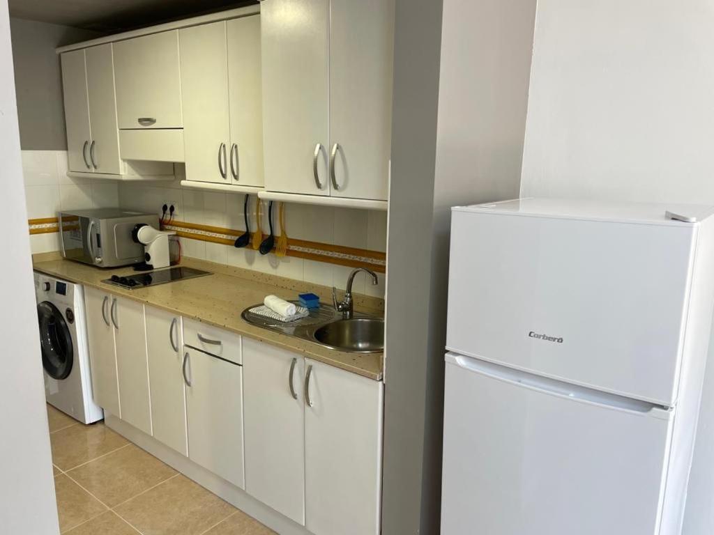 Casa Mari Y Jose Con Grandes Piscinas Y Wifi Gratis Apartment คอร์ราเลโฮ ภายนอก รูปภาพ